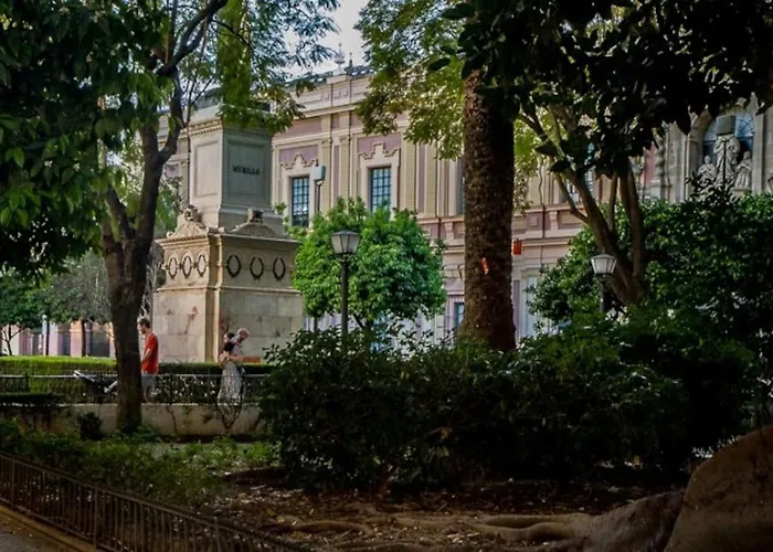 Cozy Apartment In A Typical Sevillian Patio House